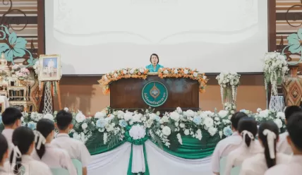 พิธีมอบประกาศนียบัตร และกิจกรรมนนทรีบาน...สืบสานเกียรติภูมิ ชั้นมัธยมศึกษาปีที่ 6 ปีการศึกษา 2567